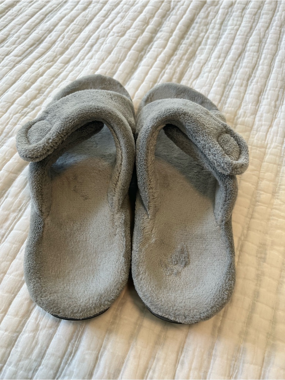 Vionic Relax Slippers - Picture 3 of 8